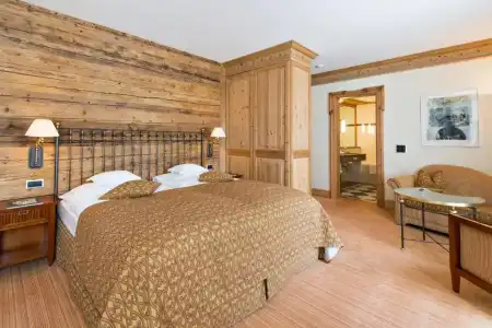 Grand Kronenhof - 96