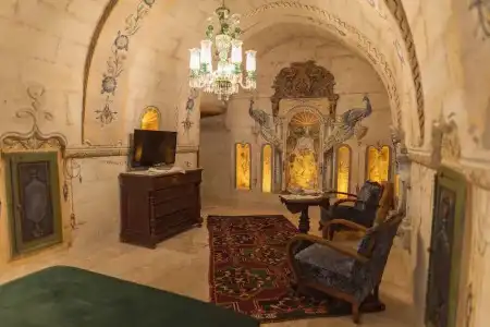 Solo Cave Suites - 56