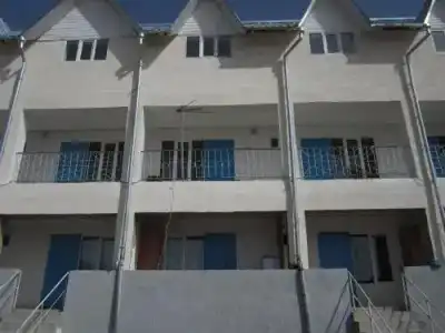 Guest House Dinara - 0