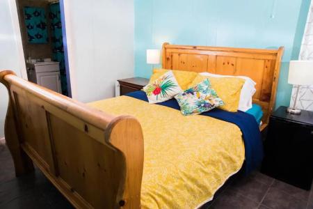 ITH Beach Bungalow Surf Hostel - 4