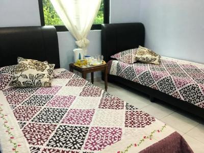 Kapal Terbang Guest House - 37