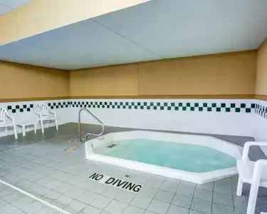 Comfort Inn Austin - 11