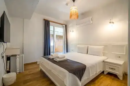 Londia Alaçatı - 2