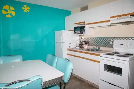 Bowmont Motel - 61