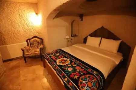 My Story Cave - 16