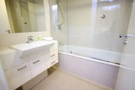 Domain Serviced Apartments - 6