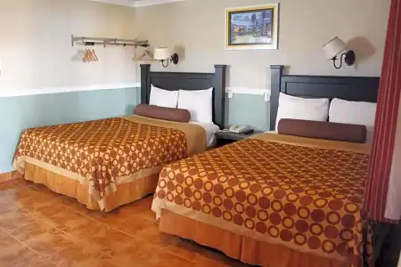 Paradise Inn & Suites - 59
