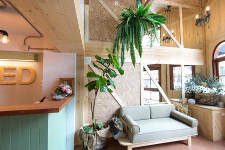 Barn and Bed Hostel - 12