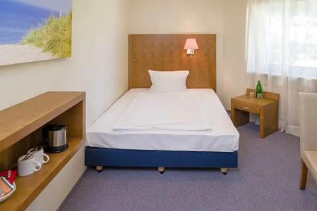 Koenigstein Kiel by Tulip Inn - 24