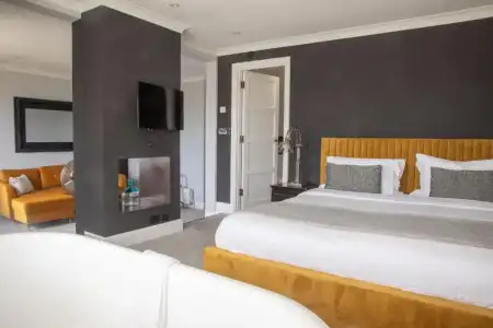 Holm House - 45