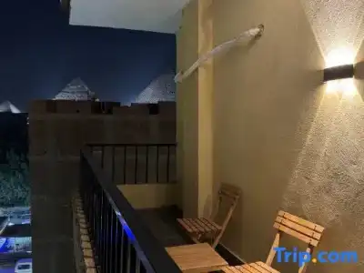 Pyramids - 135