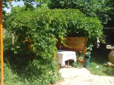 Gayane & Khikar B&B - 4