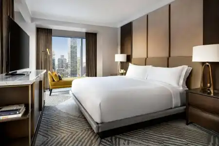 The Ritz-Carlton, Toronto - 41