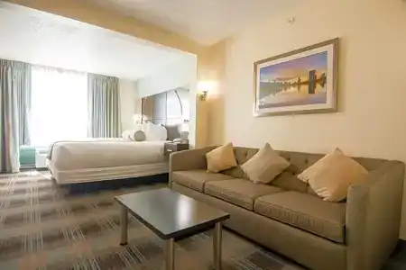 Wingate by Wyndham - Orlando International Airport - 82