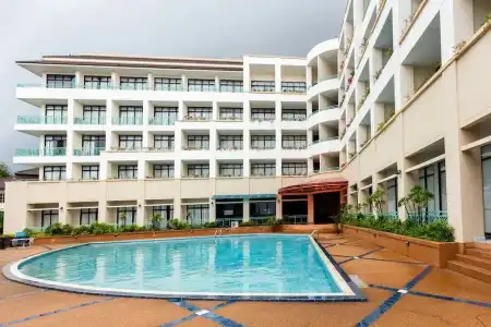 Surin Majestic - 18