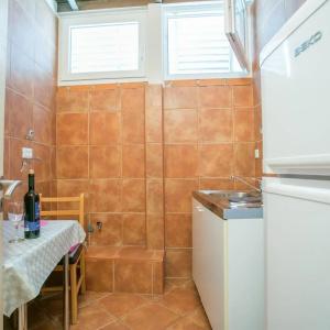 Garden Apartment - 45