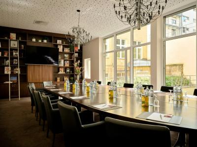Flemings Wien-Stadthalle - 13