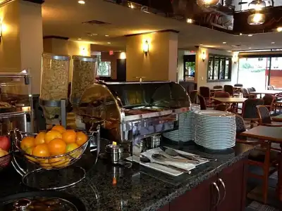 Embassy Inn - 23