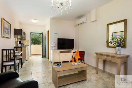 Pilot's Villas Luxury Suites - 61