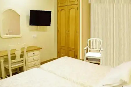 Hostal Toledo - 83