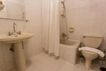Cleopatra Aswan - 21