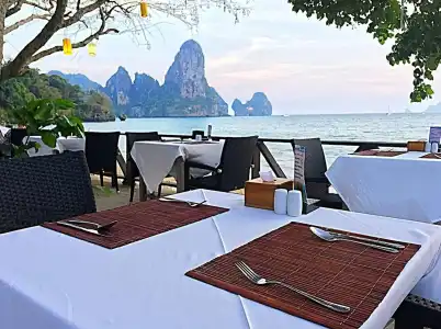 Tonsai Bay Resort - 29