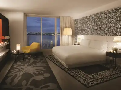 Mondrian South Beach - 15