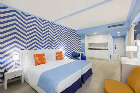Terrace Mar Suite - 2