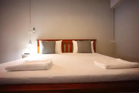 Marina Hut Guest House - 37