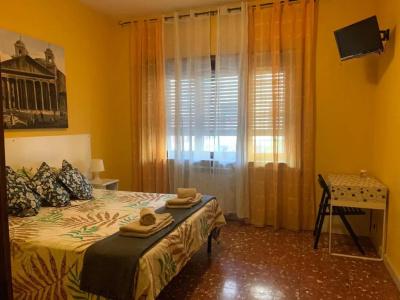 Bella Roma Guest House - 17