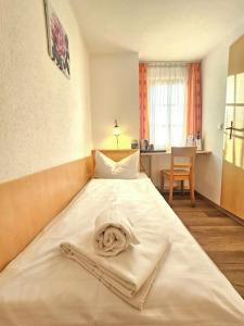 Weindes Riesling Zum Grünen Kranz - 16