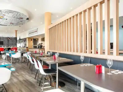 ibis Mackay - 25