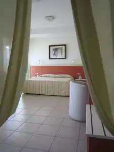 Tourist - 32