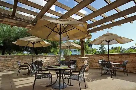 Hilton Garden Inn Sonoma County Airport - 42