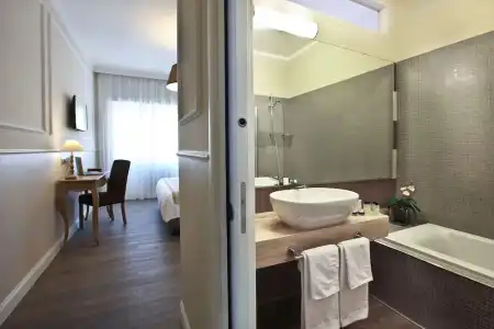Seven Suites - 24