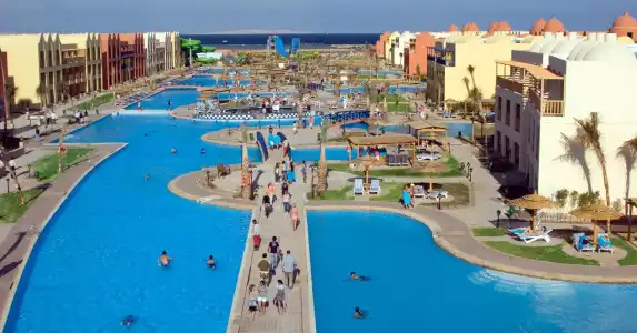 Titanic Beach - Families and Couples Only - 9