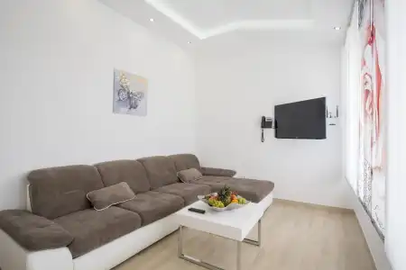 Adrion Aparthotel - 2