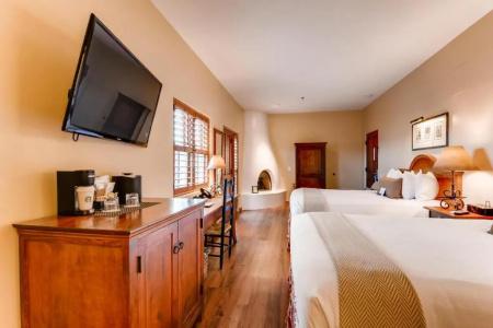Piñon Court By La Fonda - 44