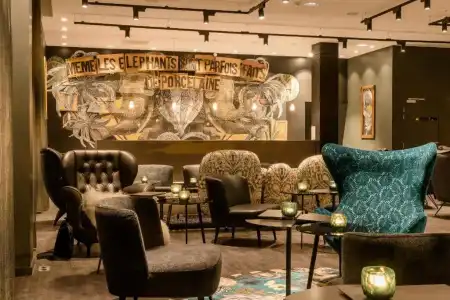 Motel One Paris-Porte Dorée - 1