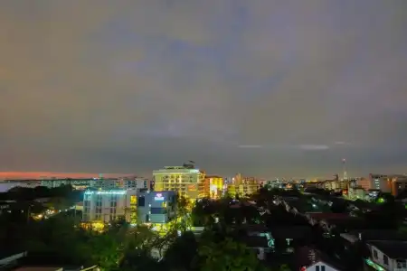 Baron Residence Bangkok - 64