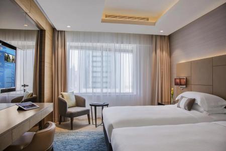 Towers Rotana - 94
