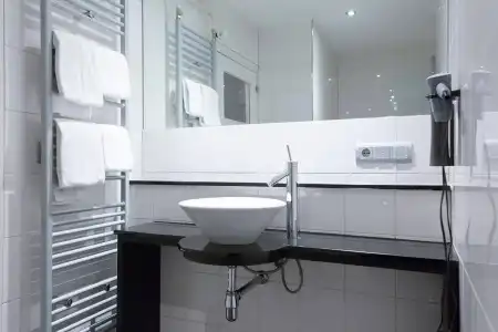 Townhouse Apartments - 6