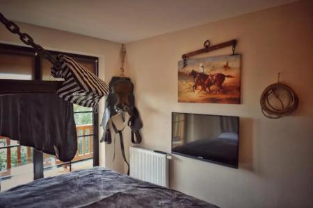 Road Stop Neandertal - 34