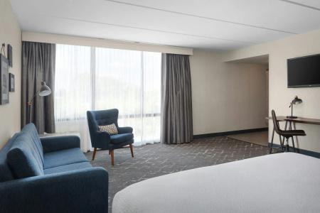 Four Points by Sheraton Philadelphia Northeast - 27
