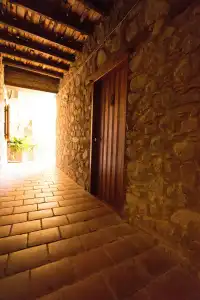 Linos Inn - 11