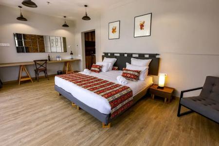 Chateau Artwine - 58