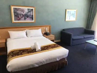 El Lago Waters Motel - 2