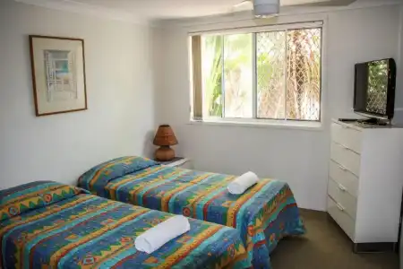 Surfers Beach Holiday Apartments - 48