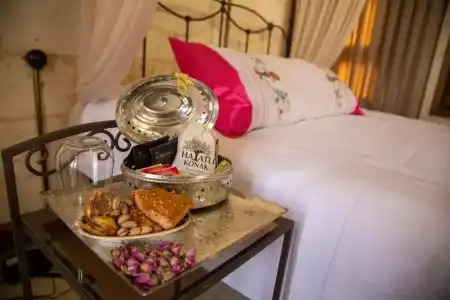 Hayatli Konak - 6