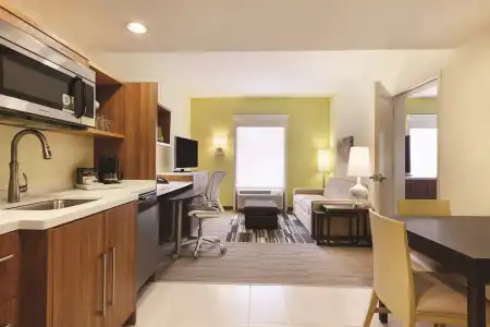Home2 Suites by Hilton College Station - 2